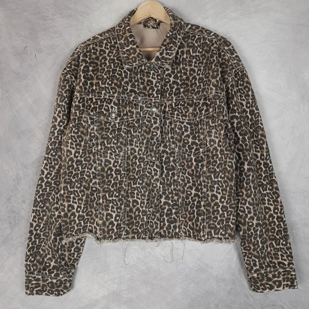 Free People Jacket Womens Large Brown Leopard Denim Raw Hem Cropped Trucker - Picture 1 of 16